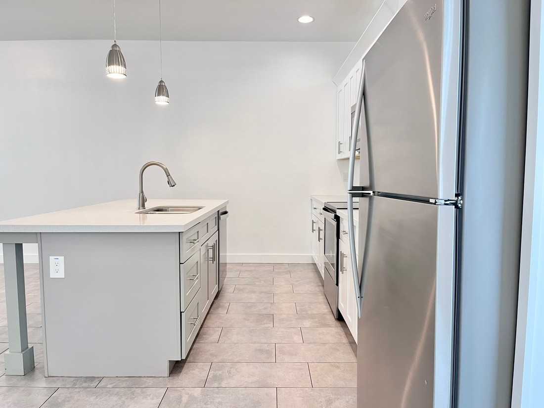 3000 N 37th St #10 - Photo 5 of 41