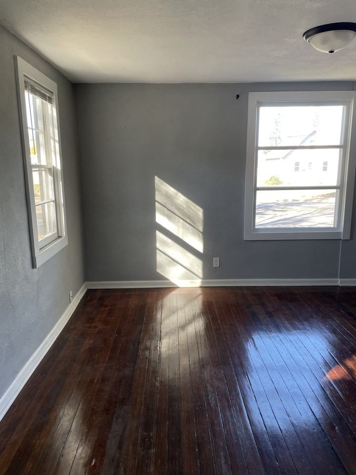 706 E Saint Germain St #NA - Photo 3 of 15