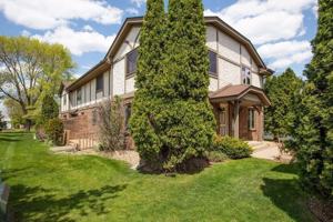 featured image of 1411 10th Ave E #NA