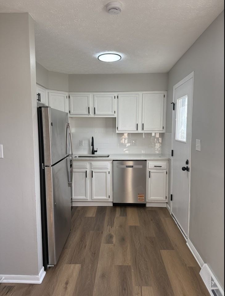 169 Shepard Street #171SHEPARD - Photo 2 of 16