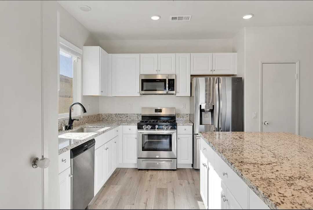 11958 Gaines Ct #NA - Photo 7 of 18