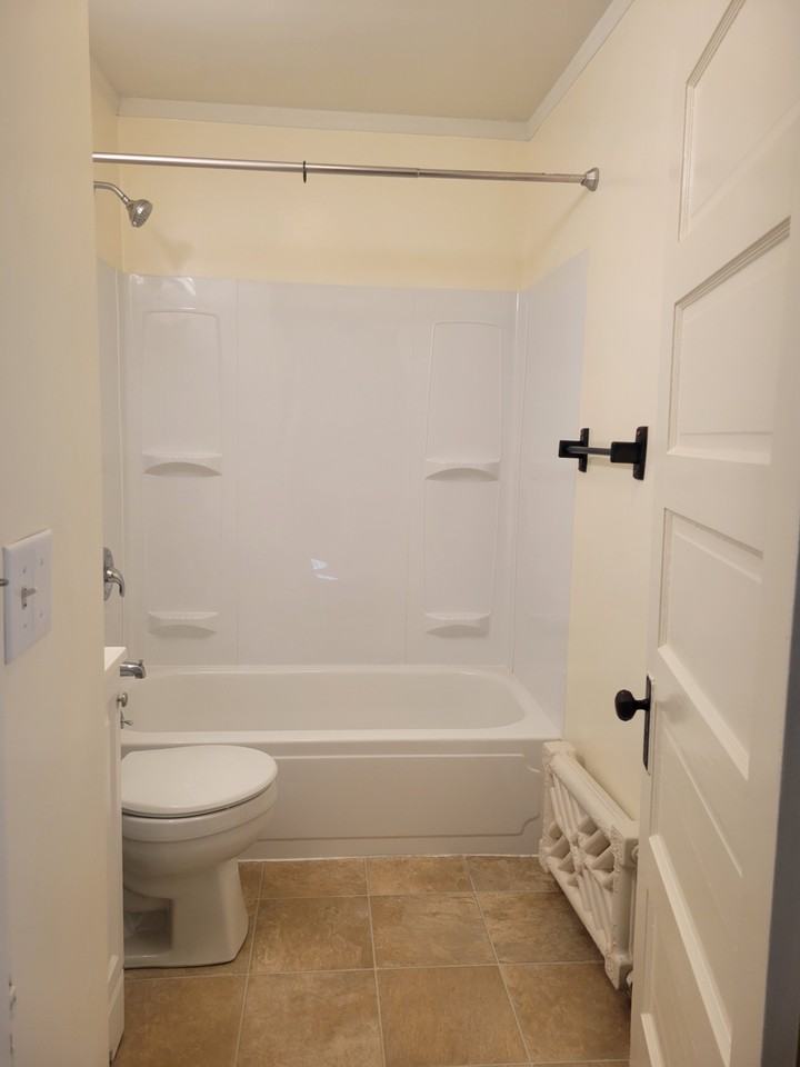 18 Willow Street #18 - Photo 4 of 9