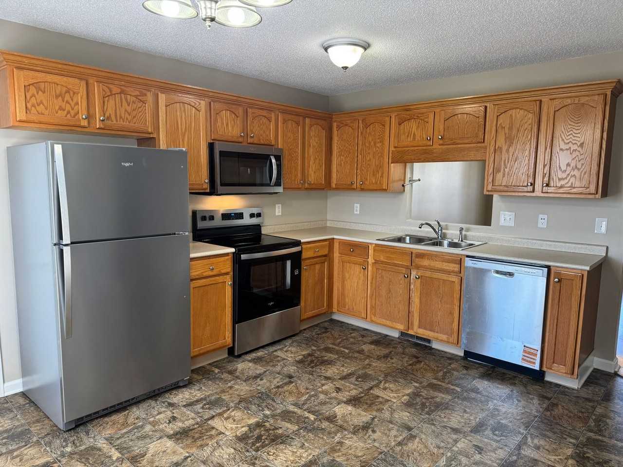 416 Filmore Rd - Photo 4 of 38