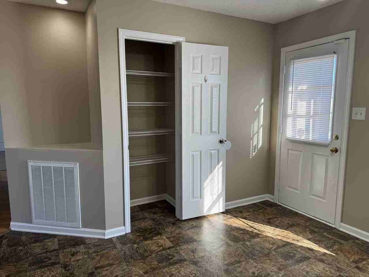 416 Filmore Rd - Photo 7 of 38