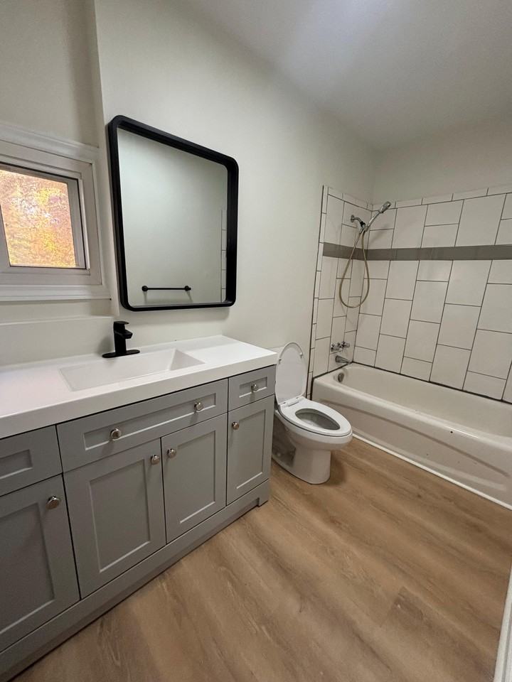 328 Campbell St #1 - Photo 6 of 9