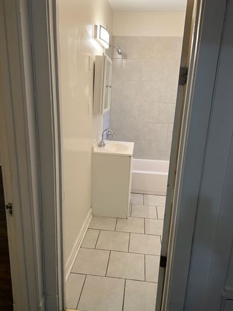 7741 S Yates Blvd #3 - Photo 6 of 9