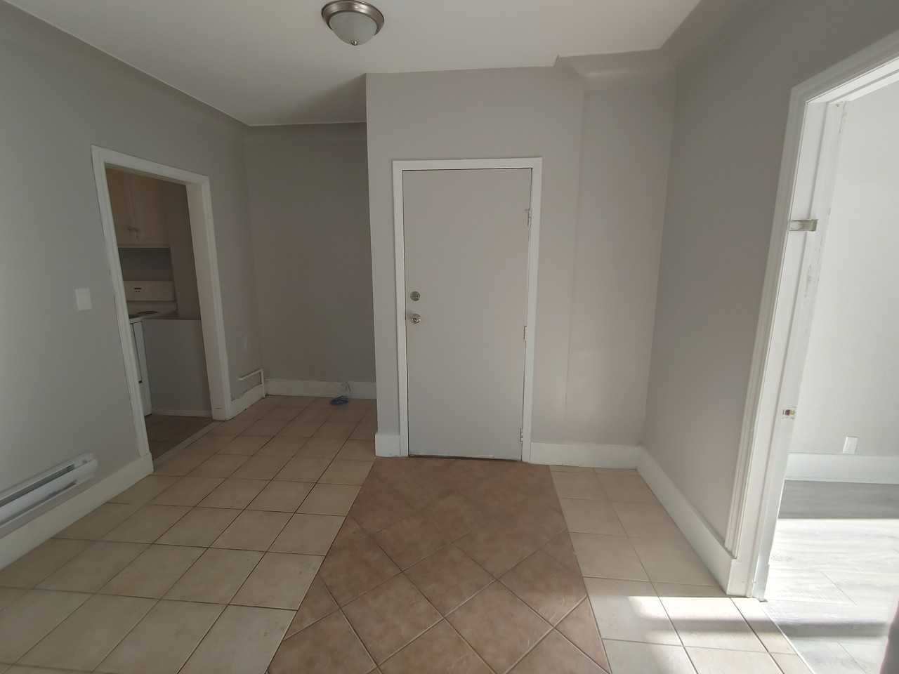 902 Elsmere Avenue - Photo 3 of 20