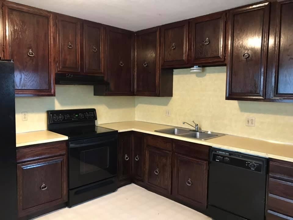 1100 Greenwood Avenue - Photo 2 of 9