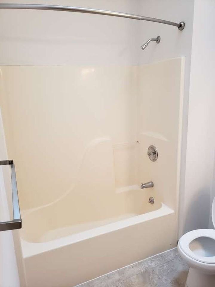 5699 Wilshire Dr - Photo 5 of 28