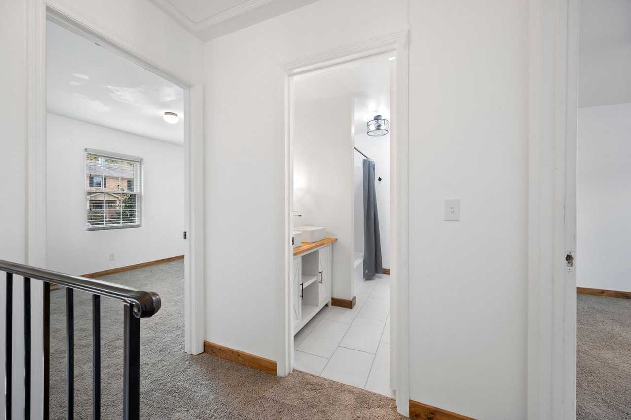 714 Fox Ridge Dr - Photo 4 of 22