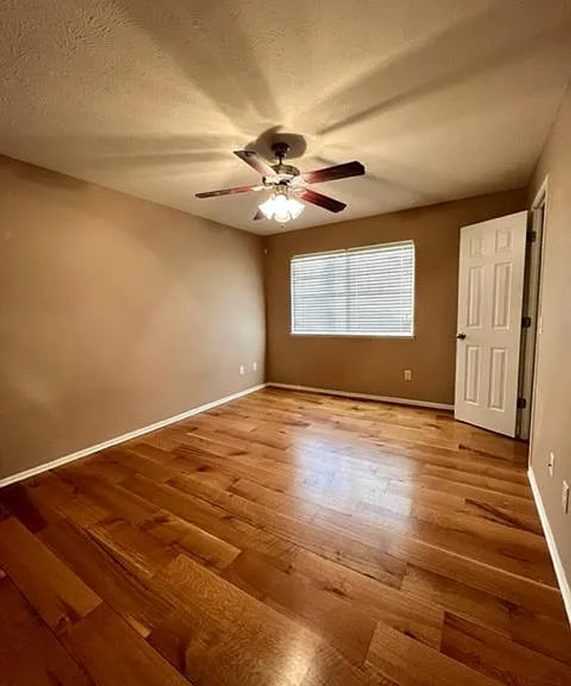 1798 North 177th Plaza - Photo 6 of 13