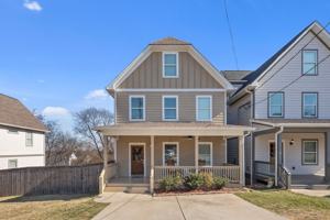 featured image of 3206 Anderson Pl