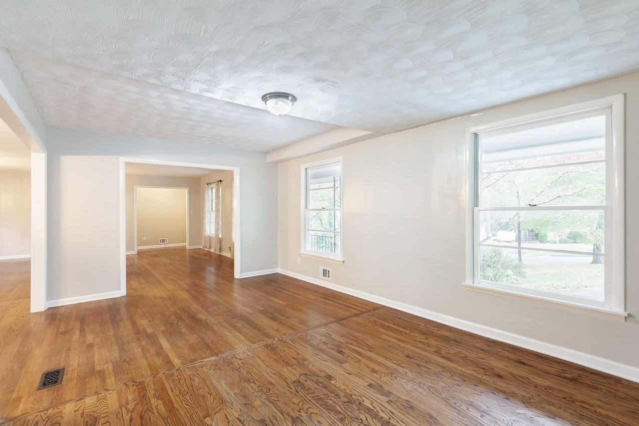 617 Montclair Dr Sw ##Sw - Photo 7 of 42