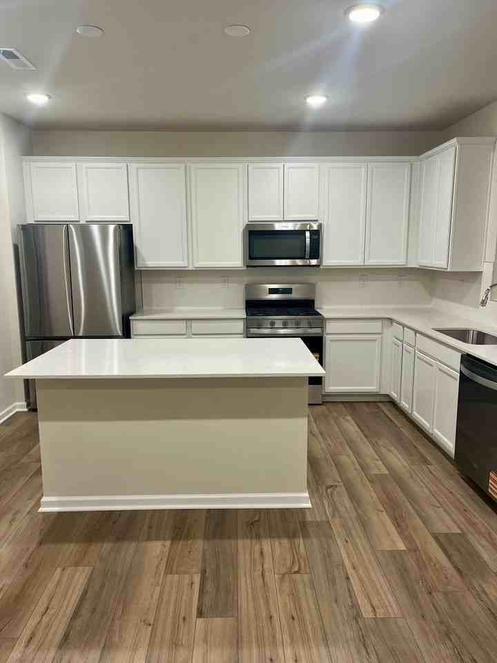 16819 Aiken Ridge Cir - Photo 5 of 23