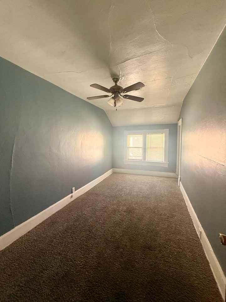 1113 Ferguson Street - Photo 7 of 8