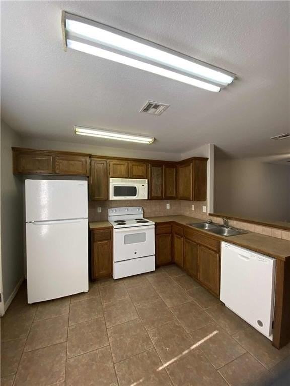 705 W Garland St #A - Photo 3 of 11