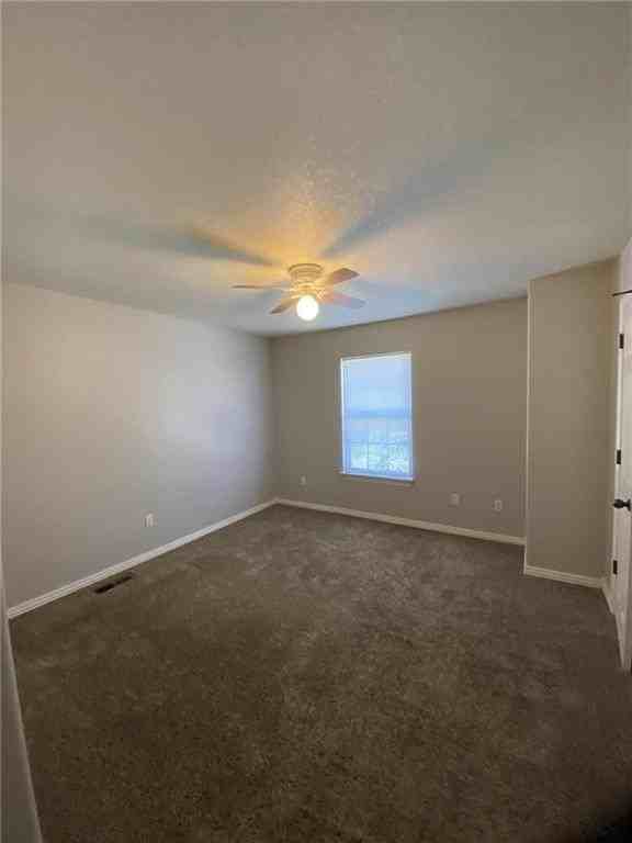 705 W Garland St #A - Photo 6 of 11