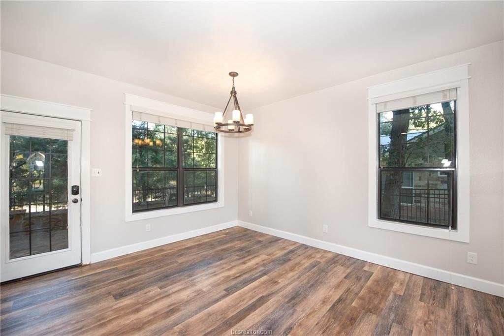 508 Bent Oak Ct - Photo 4 of 13