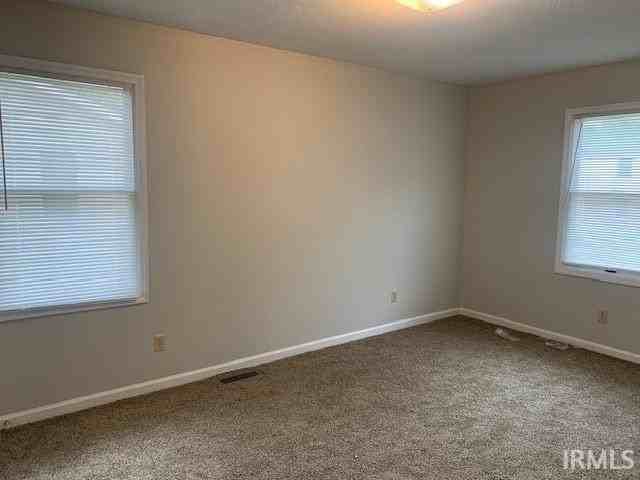 1116 S Park Ave - Photo 7 of 22