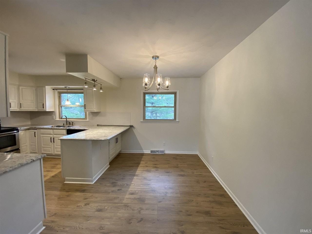 1100 E Prairie Dr - Photo 3 of 20