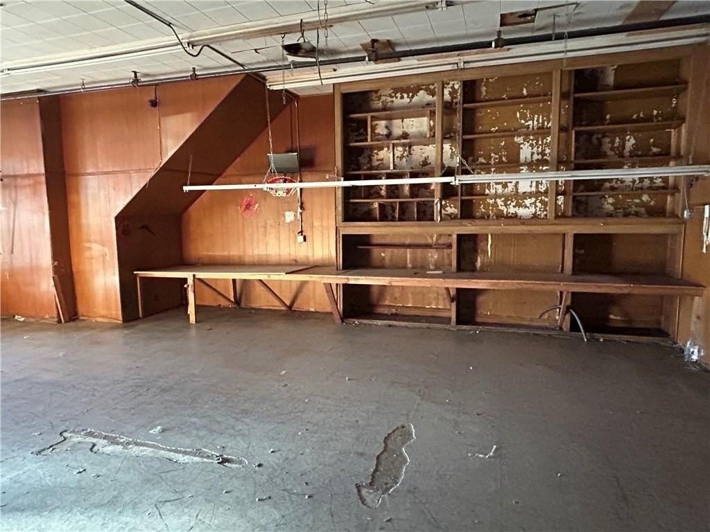 841 63rd St - Photo 2 of 5