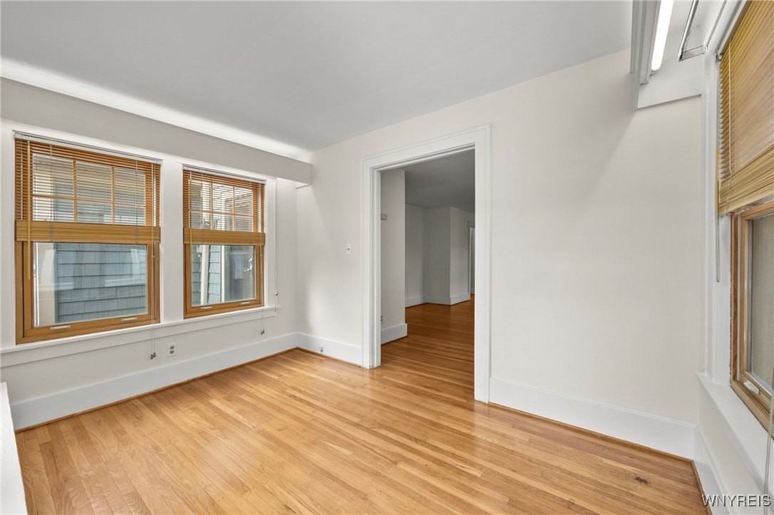 179 Admiral Rd - Photo 6 of 19