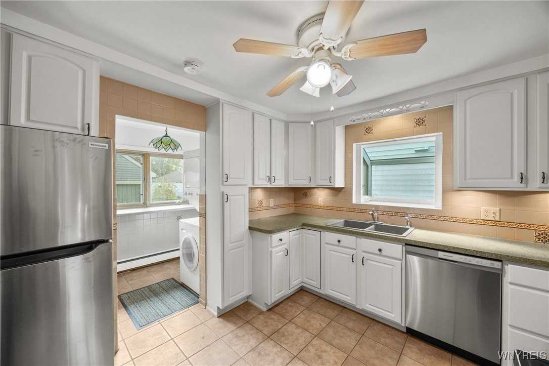 179 Admiral Rd - Photo 7 of 19