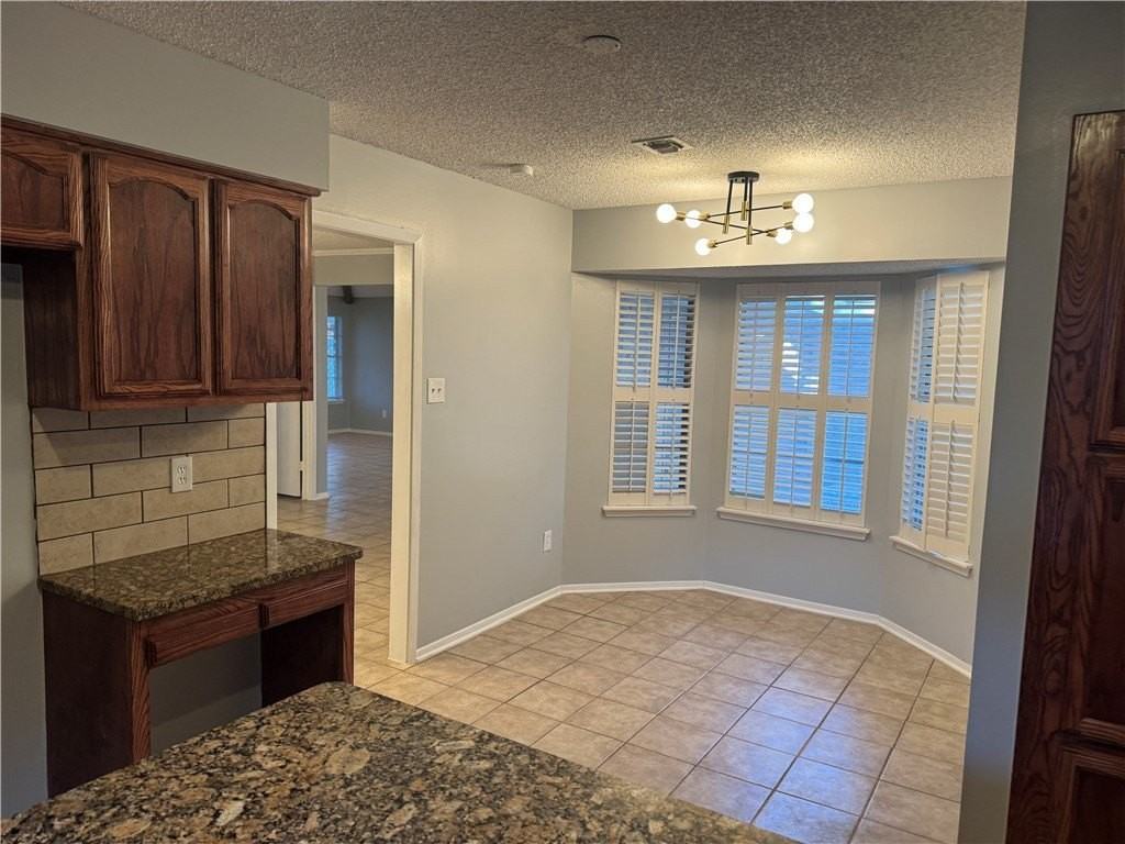 5518 Kenith Cir - Photo 3 of 21