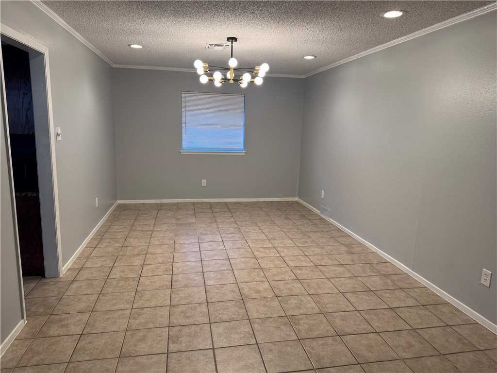 5518 Kenith Cir - Photo 4 of 21