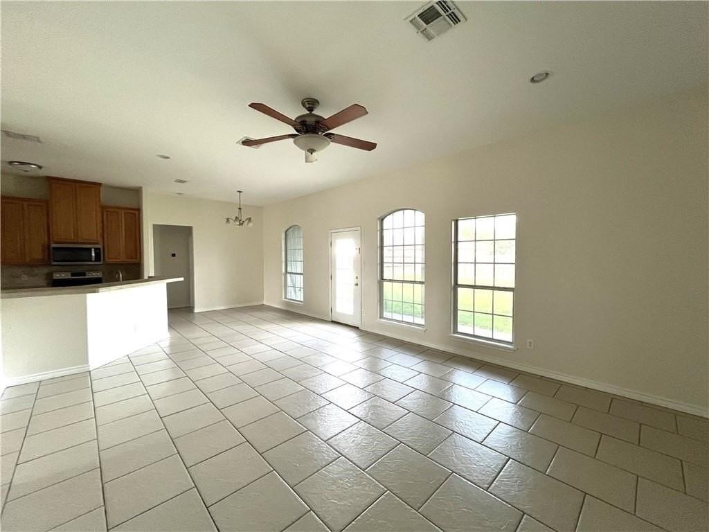 2341 Luzius Dr - Photo 3 of 18