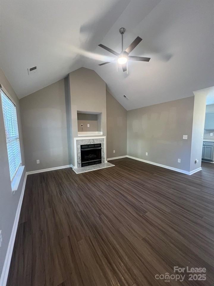 3631 Joel Turner Drive - Photo 2 of 13