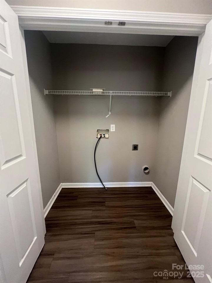 3631 Joel Turner Drive - Photo 7 of 13