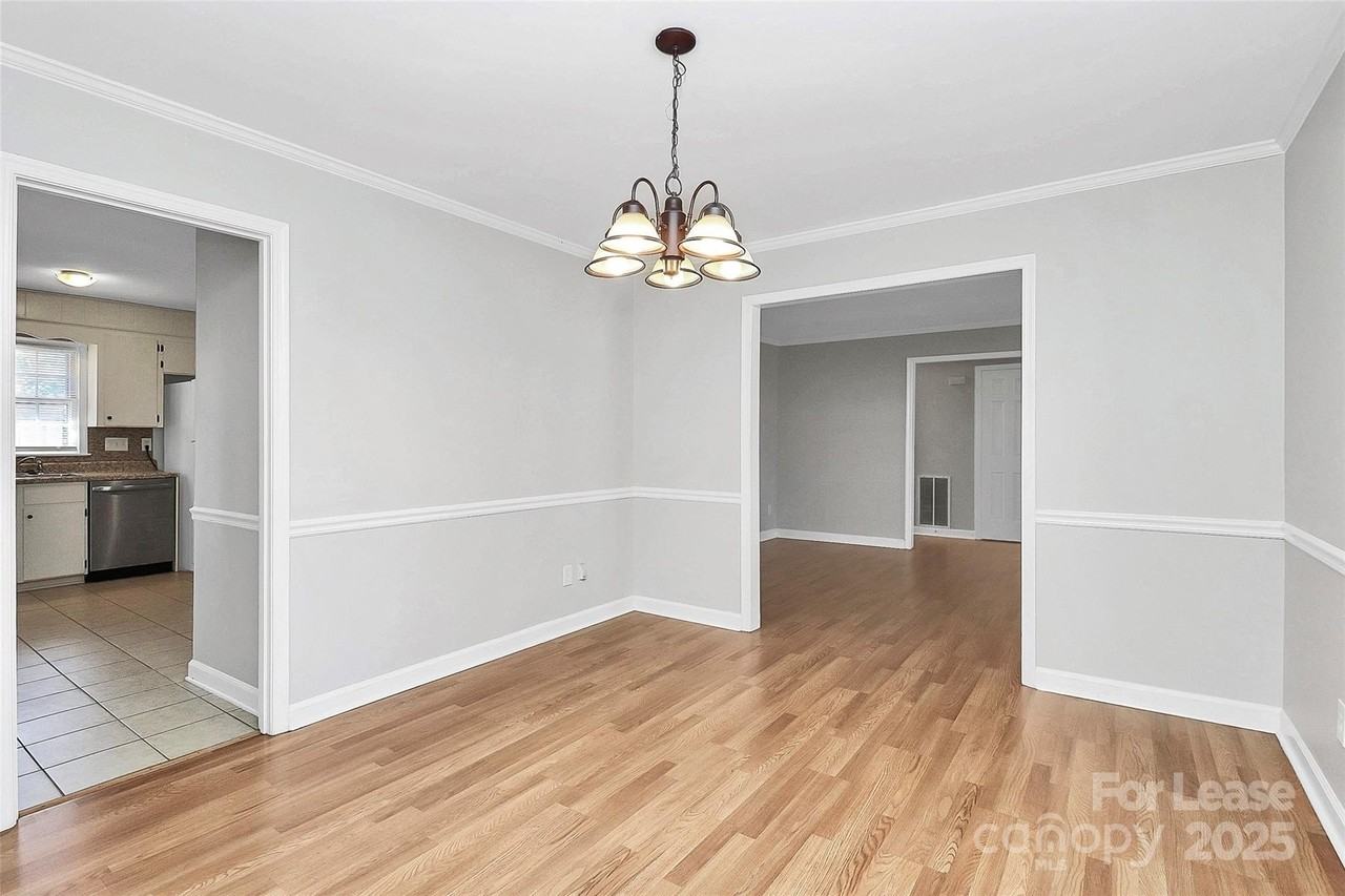 7401 Quail Ridge Dr - Photo 4 of 29