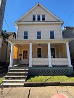featured image of 722 Somerset St