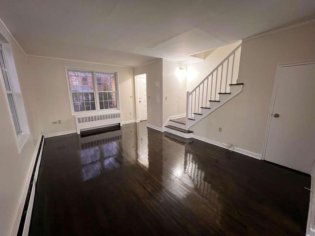 271 Pennsylvania Ave #271 - Photo 4 of 17