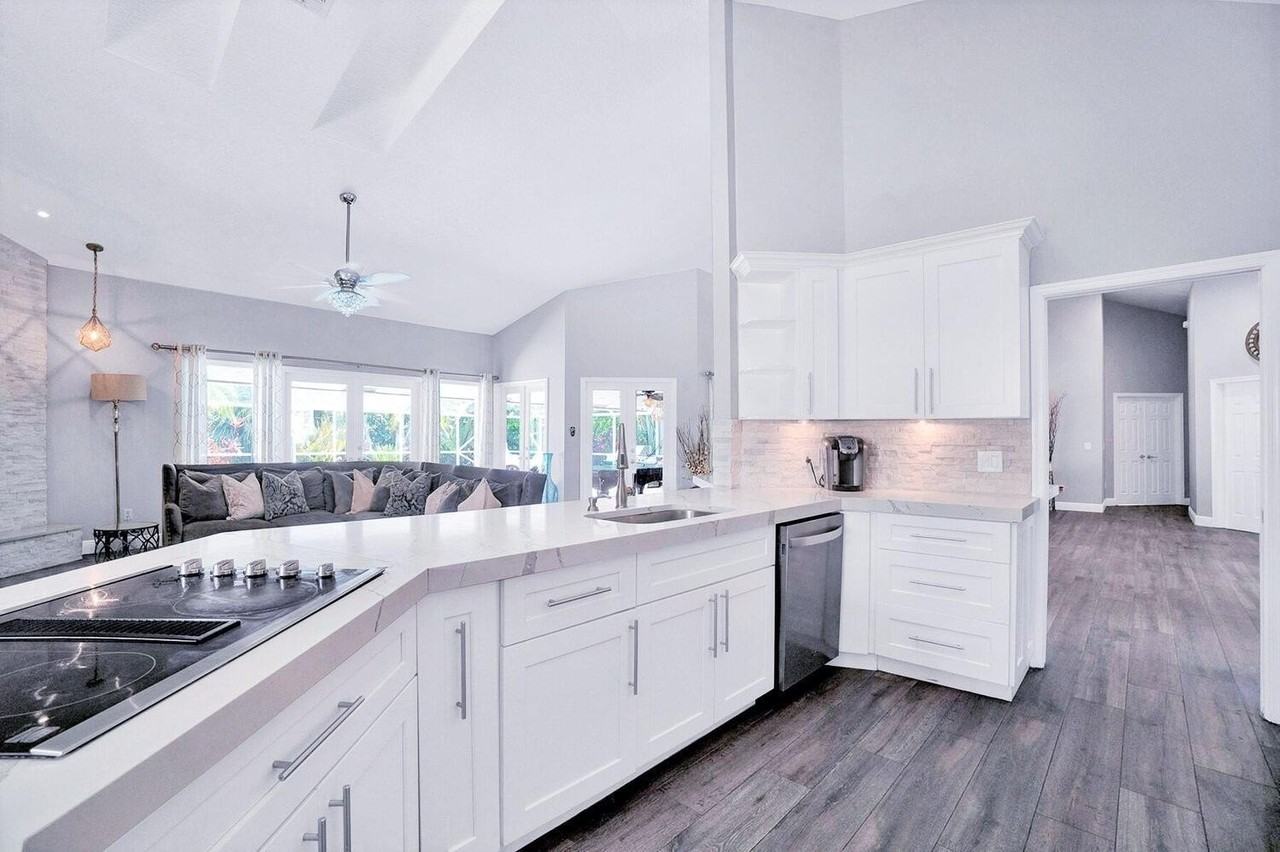 1350 Longlea Ter - Photo 5 of 50