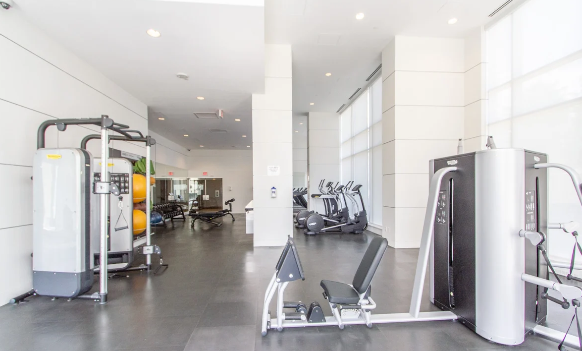 13750 100 Avenue #901 - Photo 4 of 11