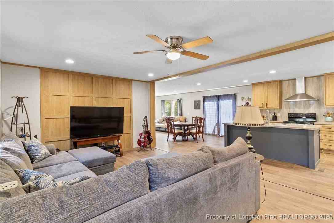 7096 Monarch Dr - Photo 6 of 31