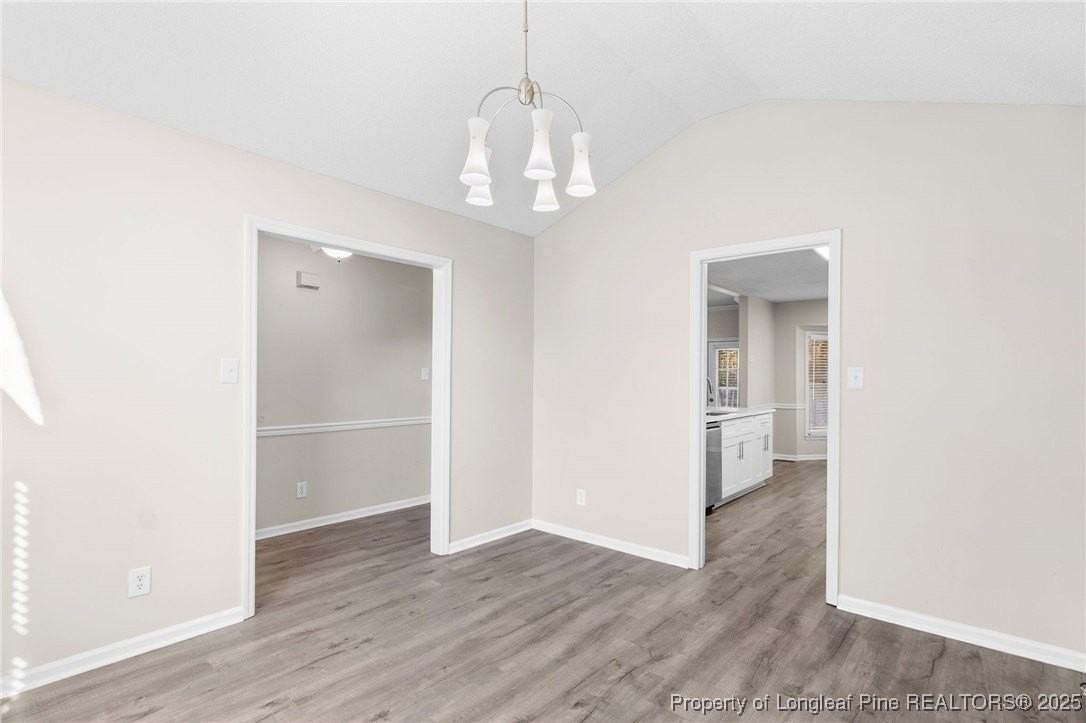 2713 Leabrook Dr - Photo 6 of 34