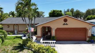 1424 Se 22nd Ter - Photo 1 of 1