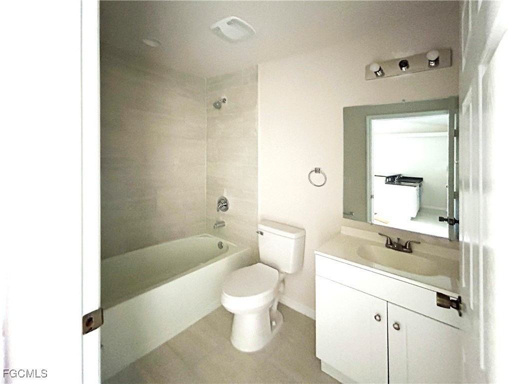 1223 Sw 16th Ter - Photo 5 of 9