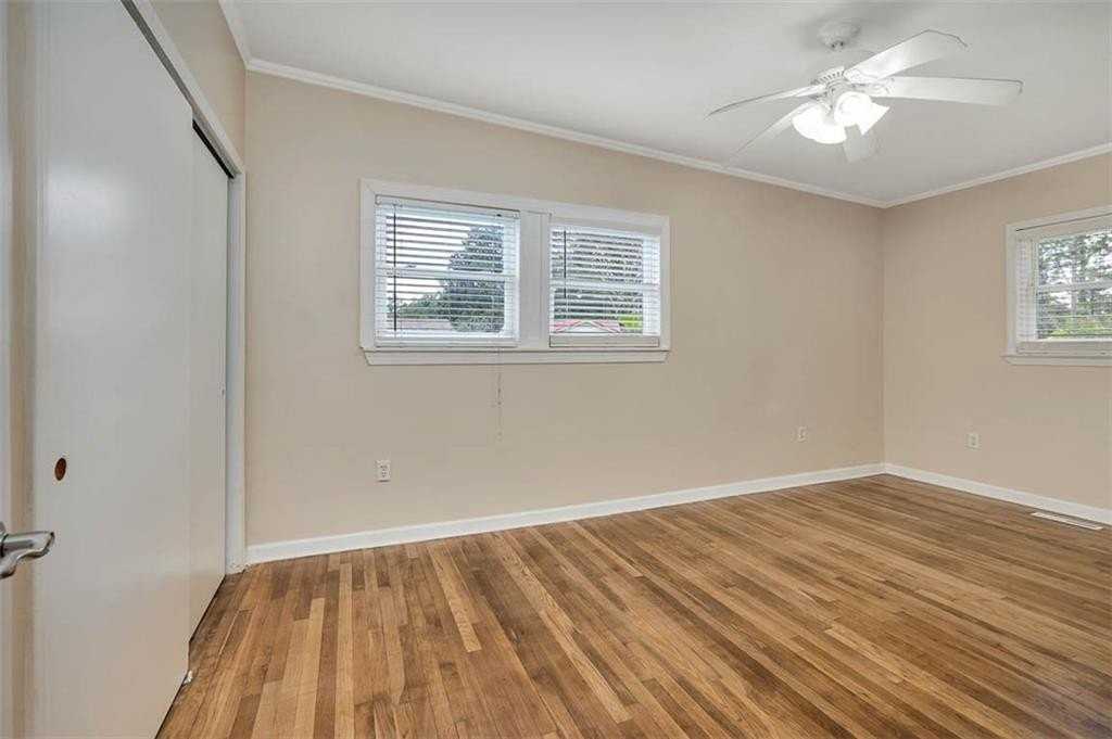 2908 Mimosa Rd - Photo 2 of 24