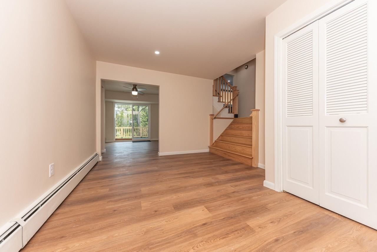 1520 Traver Rd - Photo 6 of 50