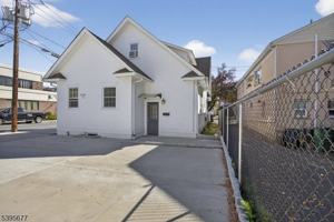 featured image of 1793 E 2nd St #1