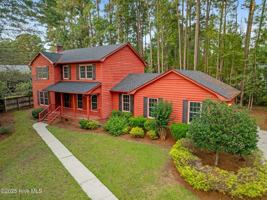 featured image of 113 Wesleyan Ct