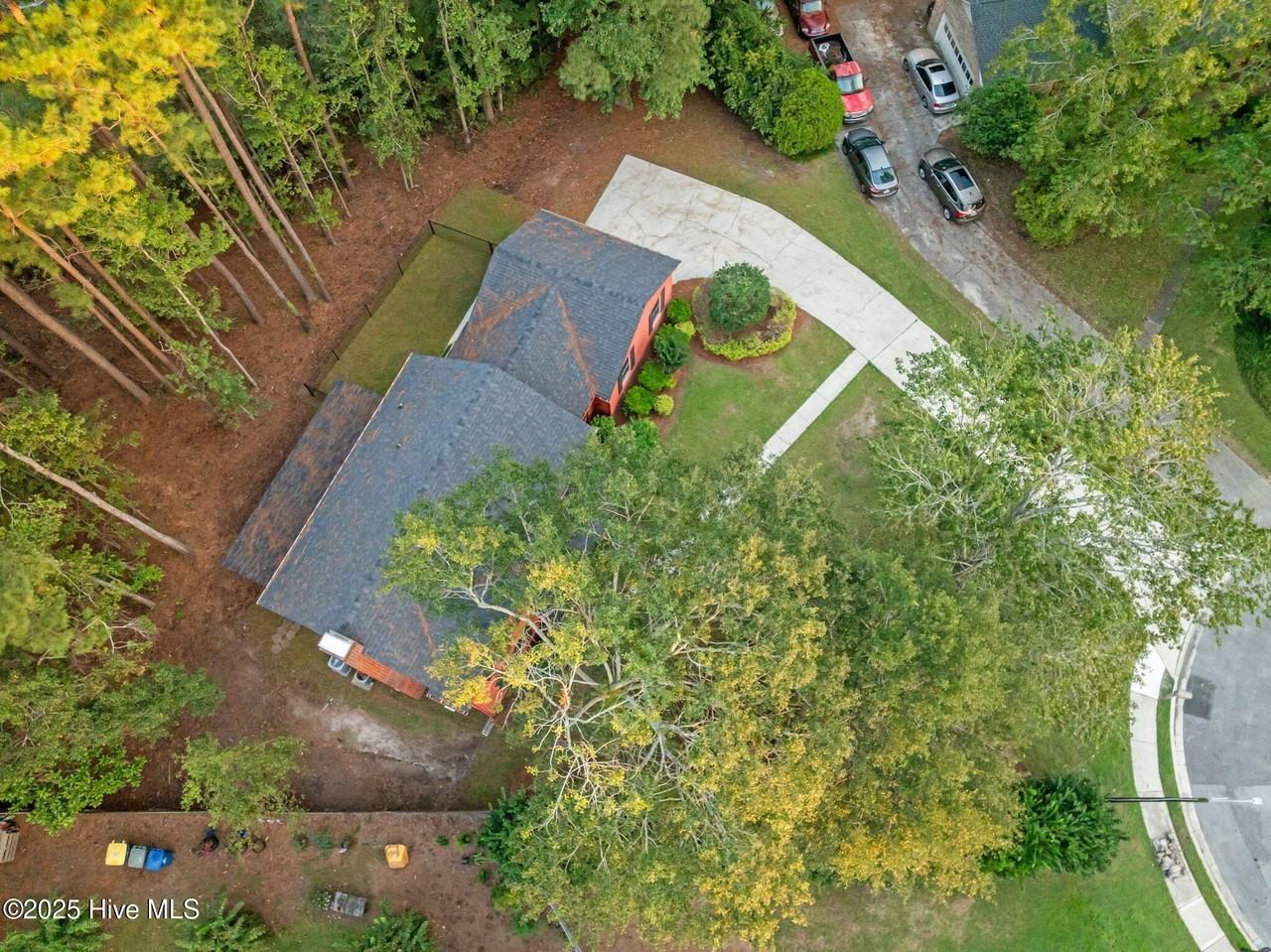 113 Wesleyan Ct - Photo 5 of 50