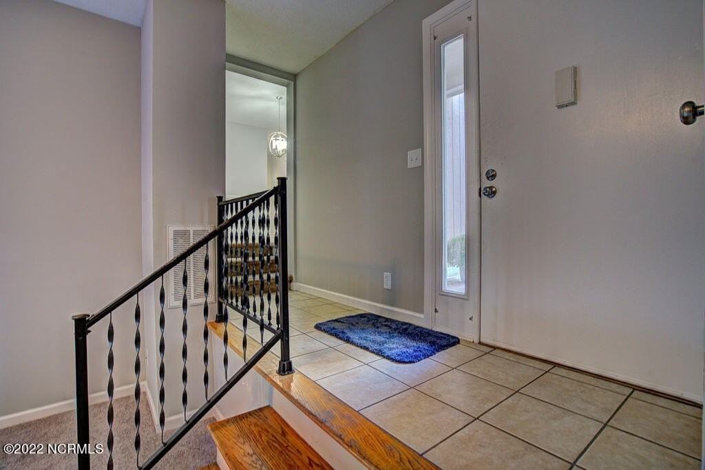 180 Country Haven Dr - Photo 6 of 32