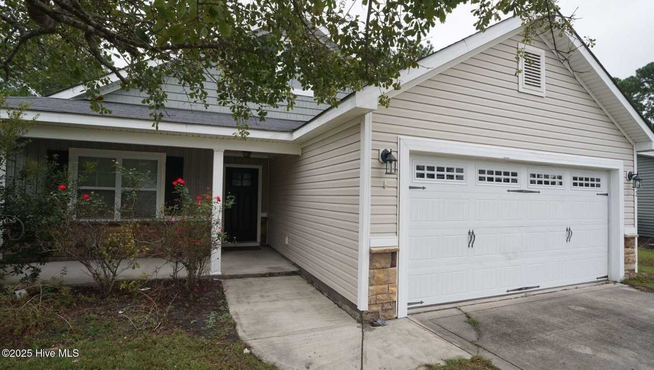 412 Ridgeway Drive - Photo 2 of 32