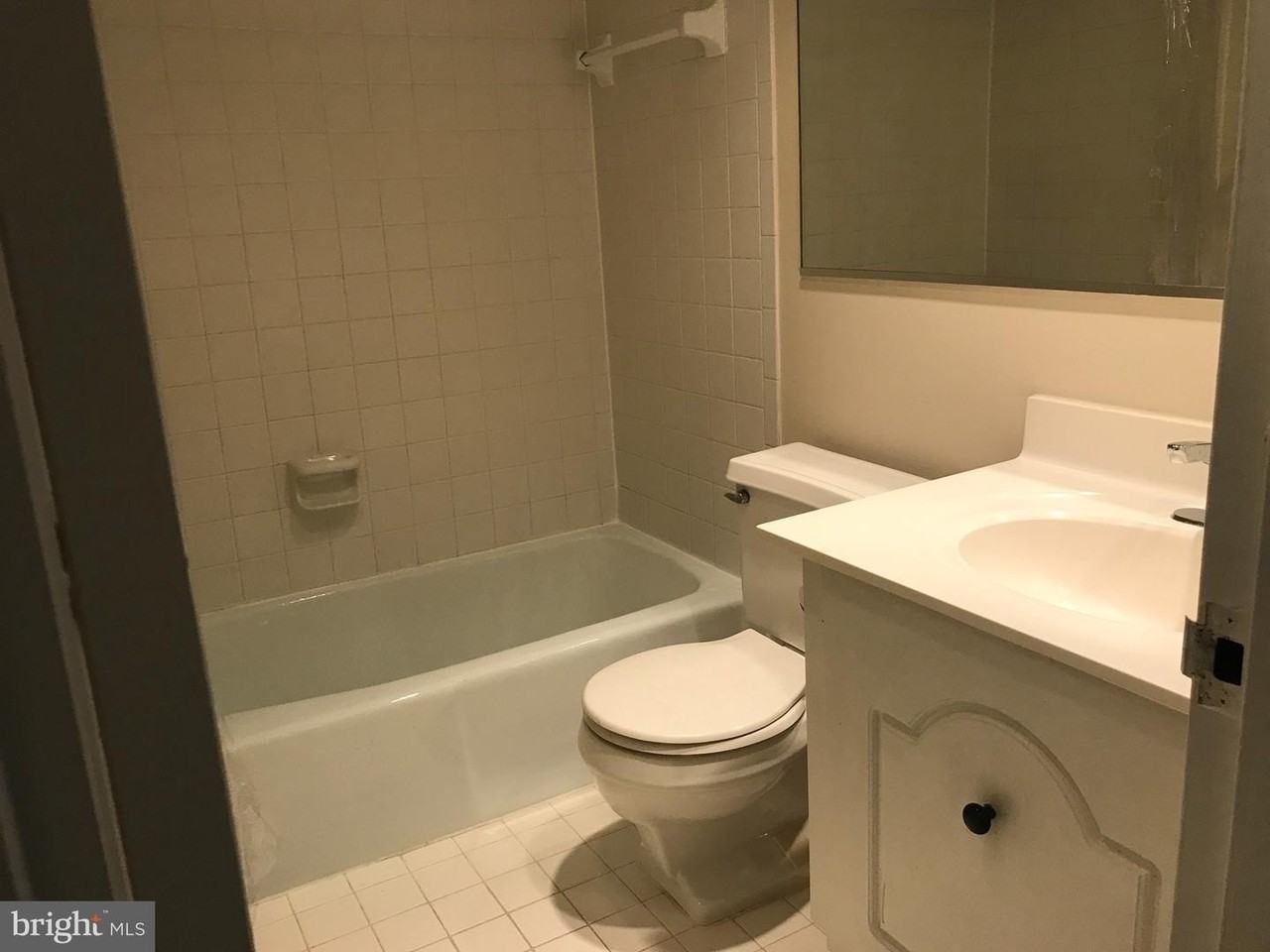 10028 Stedwick Rd - Photo 2 of 21