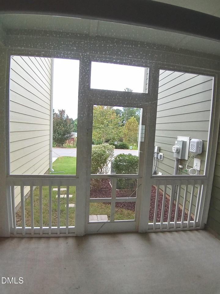 470 Triumph Lane - Photo 3 of 4